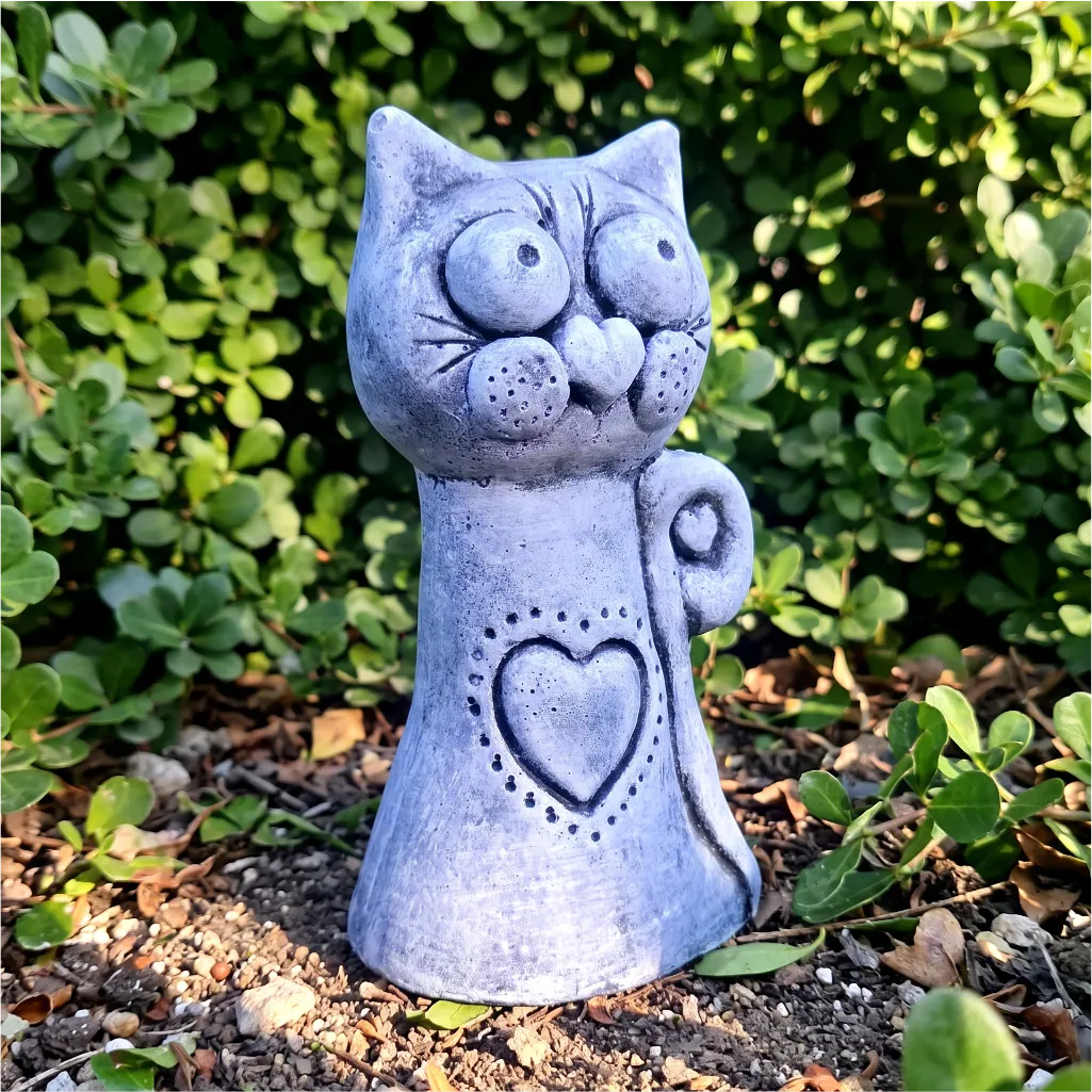 Lady Cat